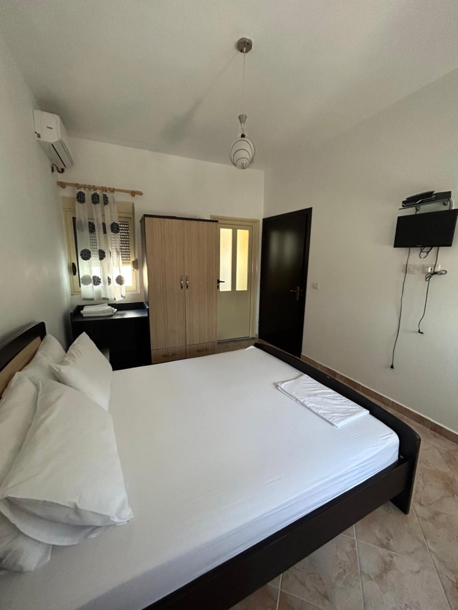 Hotel Mehillaj ボルシュ エクステリア 写真